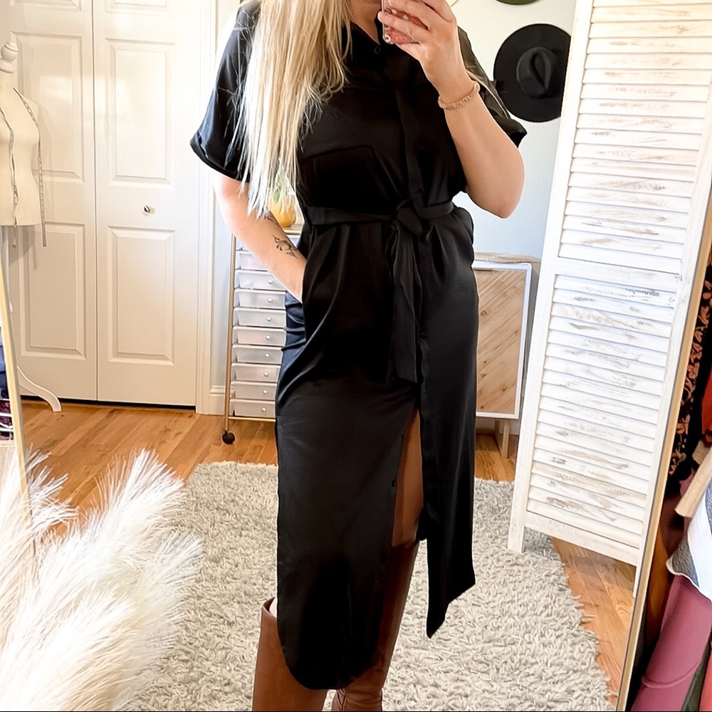 Vici Black Button-Front Midi Shirtdress with Waist Tie - Picture 5 of 16